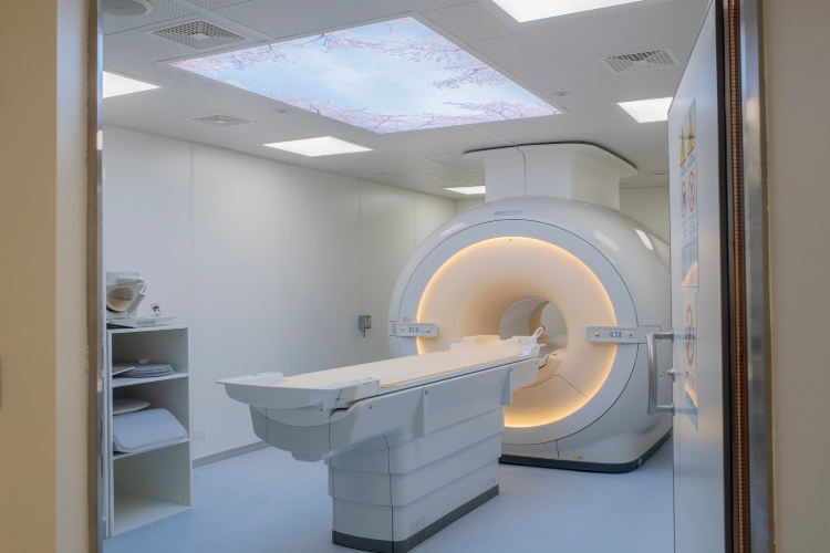 About us - MRI Magnetic resonance imaging